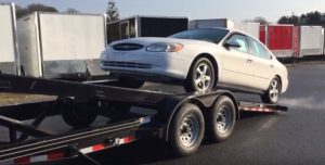 You are currently viewing How to Load a Car onto a Hydraulic Tilt Trailer