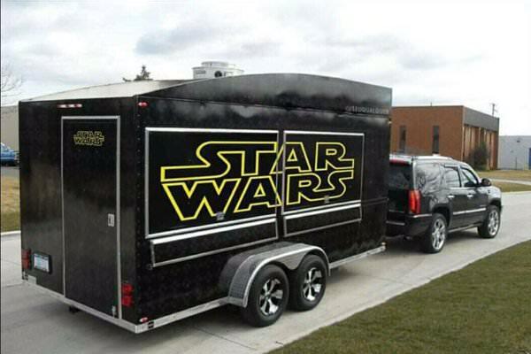 You are currently viewing 15 Star Wars Trucks, Trailers & More