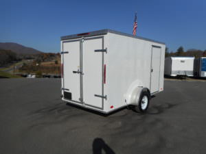 You are currently viewing Storage Trailers vs Storage Facilities: Top 5 Benefits of Buying a Trailer Instead of a Storage Facility