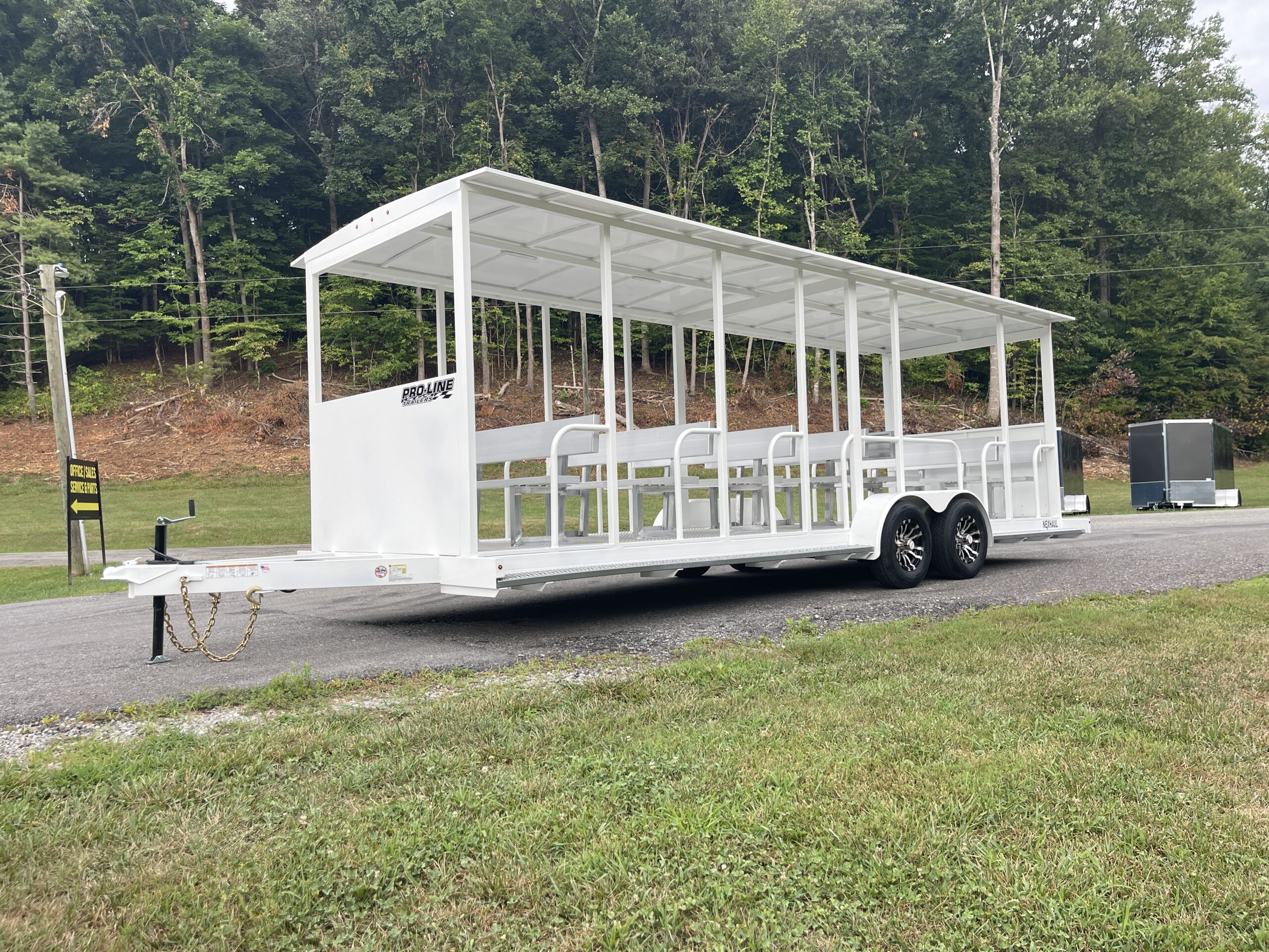 You are currently viewing Introducing the New Pro-Line Passenger Tram Trailer: A Revolution in Group Transport